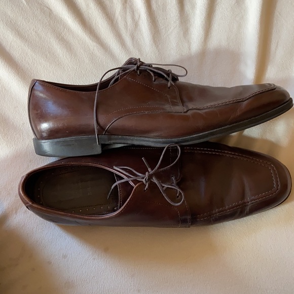 Allen Edmonds Tribeca in Brown. EUC! - Picture 3 of 9